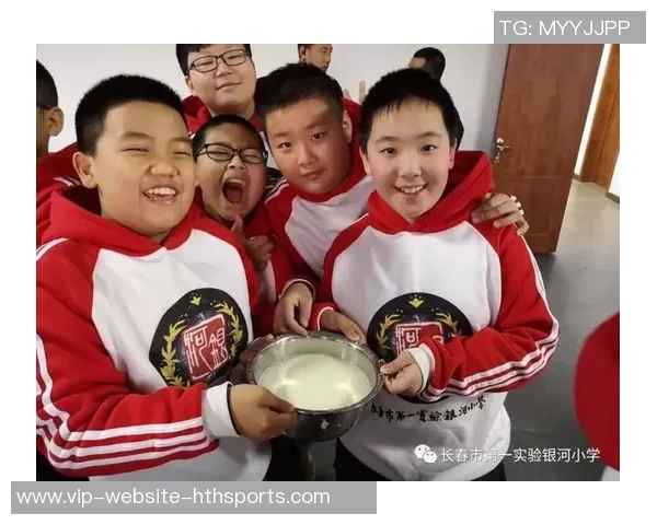 罗凯文的成长之路：从平凡少年到杰出领袖的奋斗历程与启示